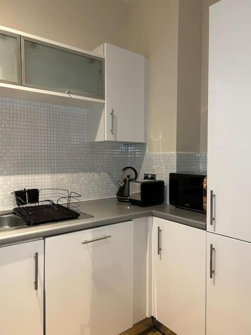 Central Birmingham City Apartment -Smart Tv - Free Parking Onsite Exterior photo